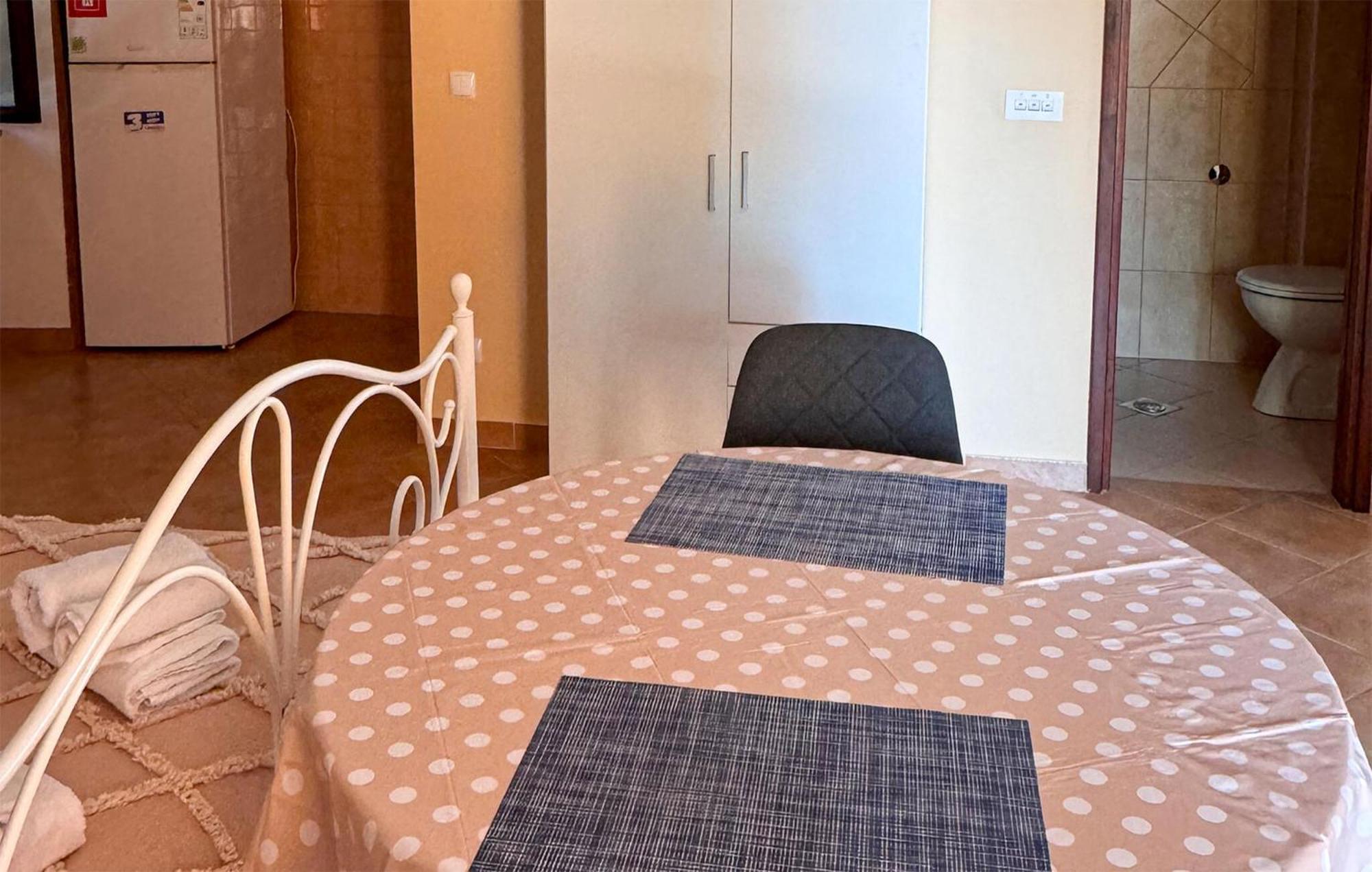 Nice Apartment In Bale With Wifi Extérieur photo